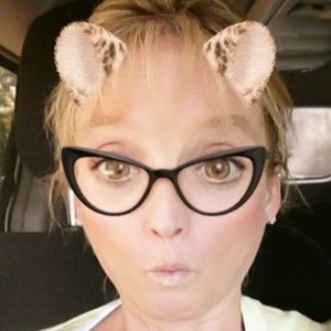 Meet your Posher, Stacy